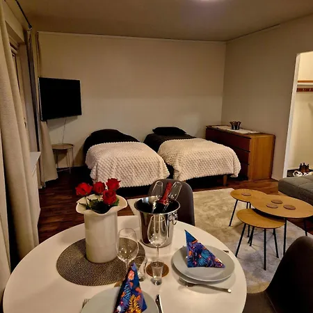 Modern With Haestens Beds